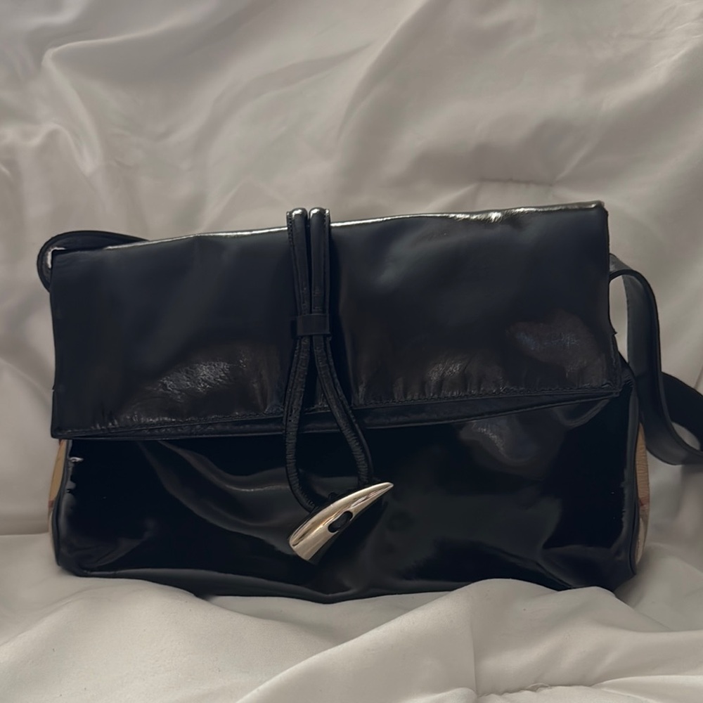 Elegant Black Burberry Toggle Leather Women's Bag